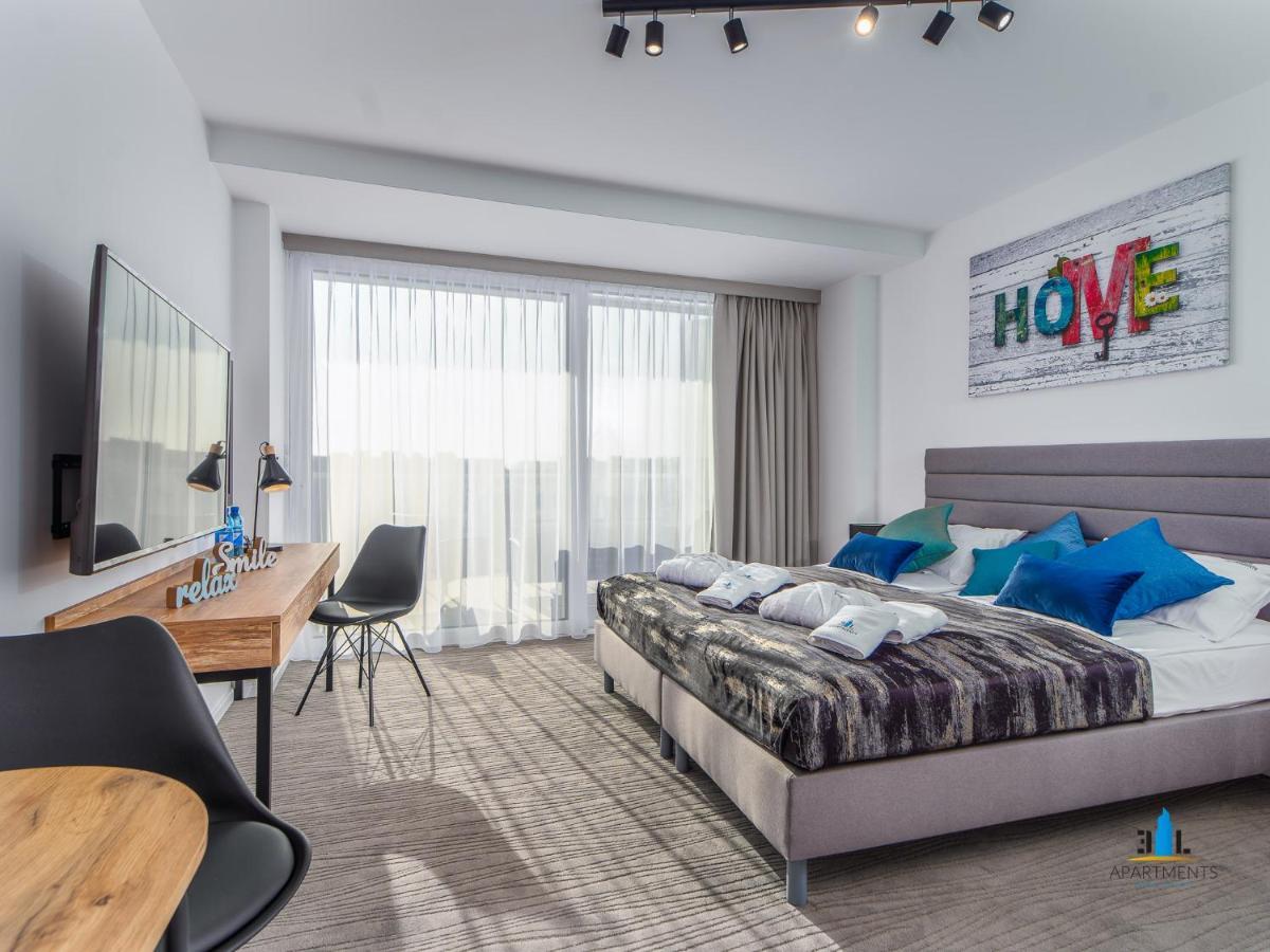 3L Apartments Seaside Park โควอบเซก ภายนอก รูปภาพ